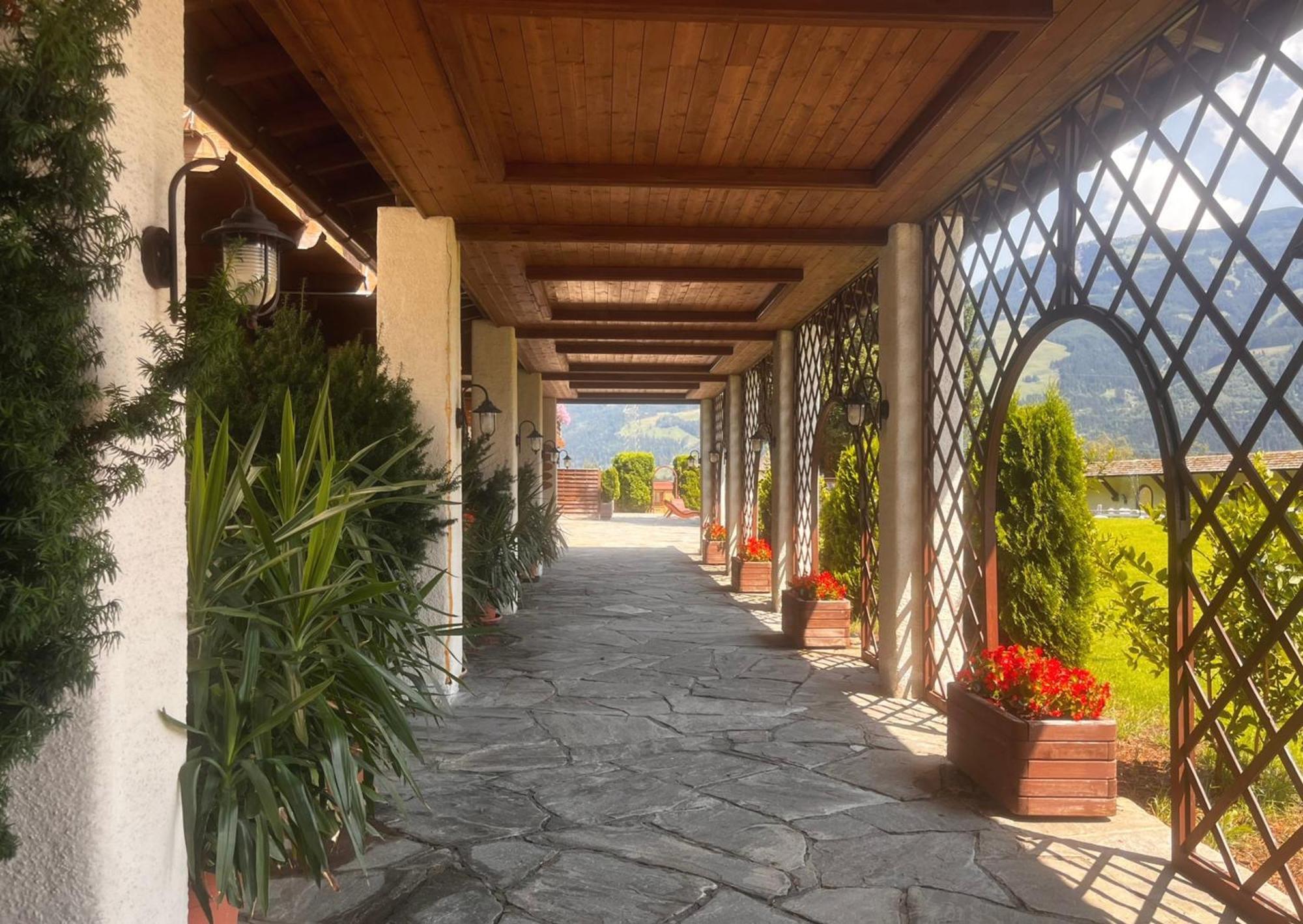 Clc Alpine Centre Hotel Saalfelden Ngoại thất bức ảnh